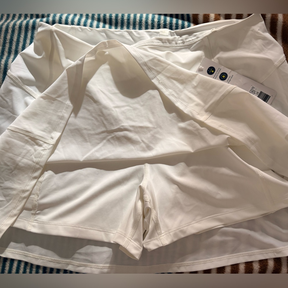New large Hyba skort​ - Picture 5 of 6